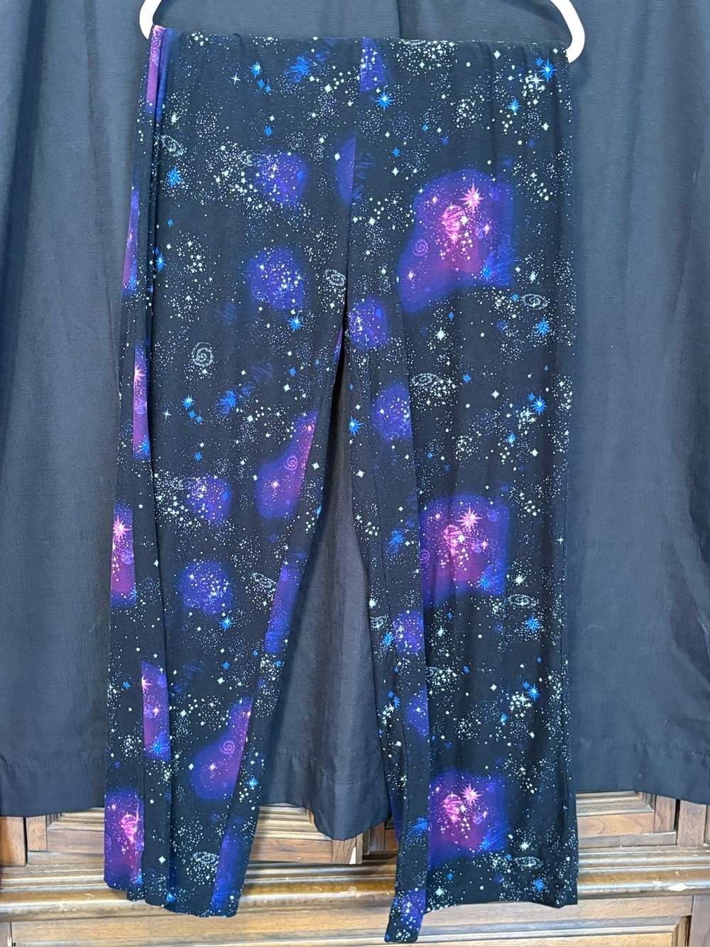 ZOOSIXX Wide Leg/flowy Palazzo/Yoga Pants. Galaxy design. Sz XXL - 18/20